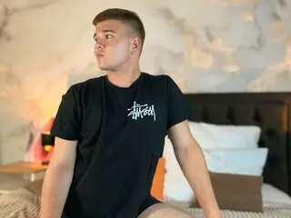 Pussy jasmine toy RichardBryan